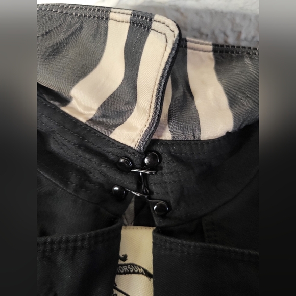 Burberry trench coat with movable vest - Picture 5 of 15